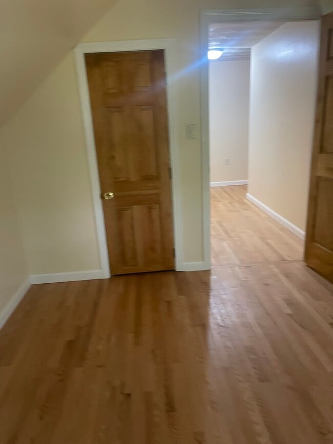 Foto del edificio - 19 Alton Bradford Rd