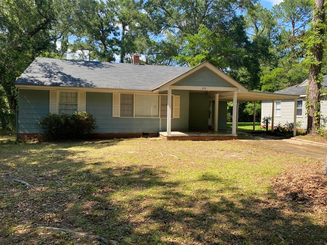 Foto principal - 913 10th Ave