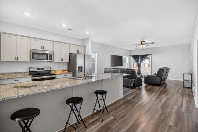 Foto del edificio - 75 Tatum Trl NE