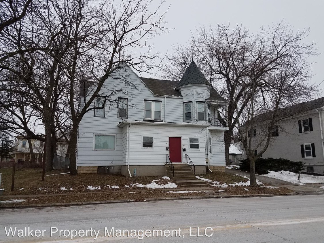 Foto principal - 164 S Franklin St
