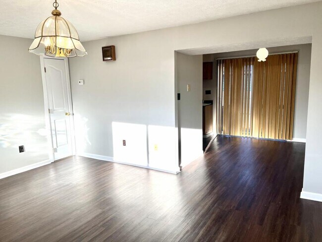 Foto del edificio - 69 Linden Ave, Apt 1, Anmoore, WV