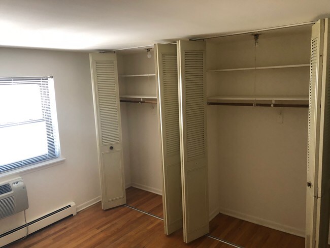 Foto del edificio - 3160 N Cambridge Ave