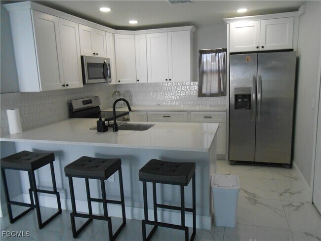 Foto del edificio - 636 Eisenhower Blvd