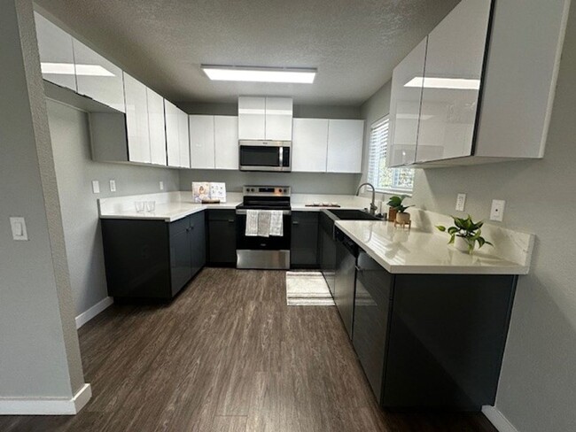 Interior Photo - West Fifth Apartments