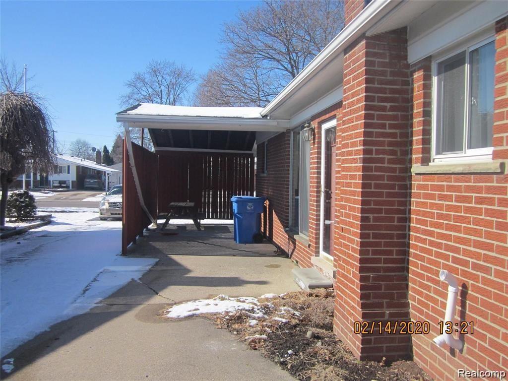 Building Photo - 6164 Coolidge St