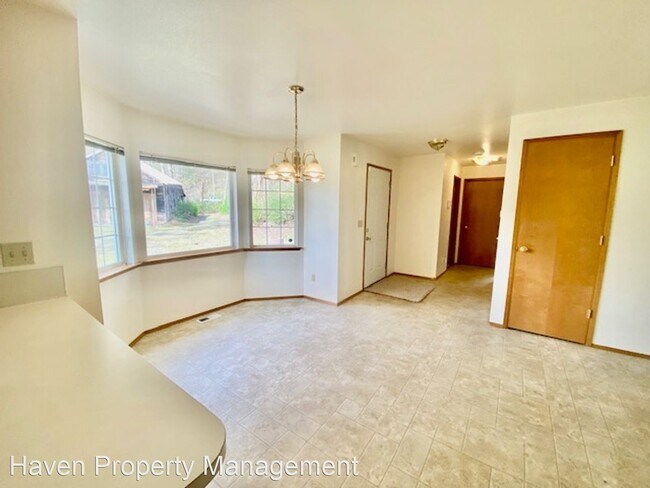 Building Photo - 2 br, 1.5 bath House - 2447 Maple Valley Hwy