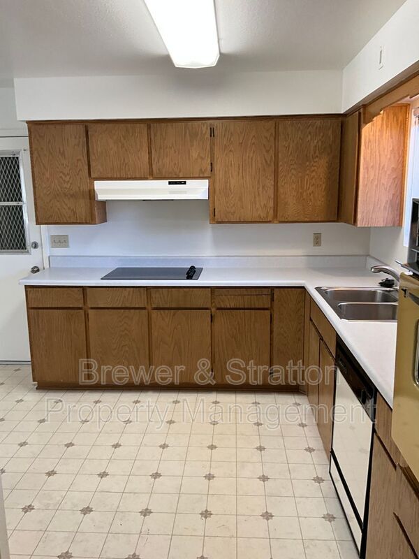 Foto del edificio - 6611 E Decatur St