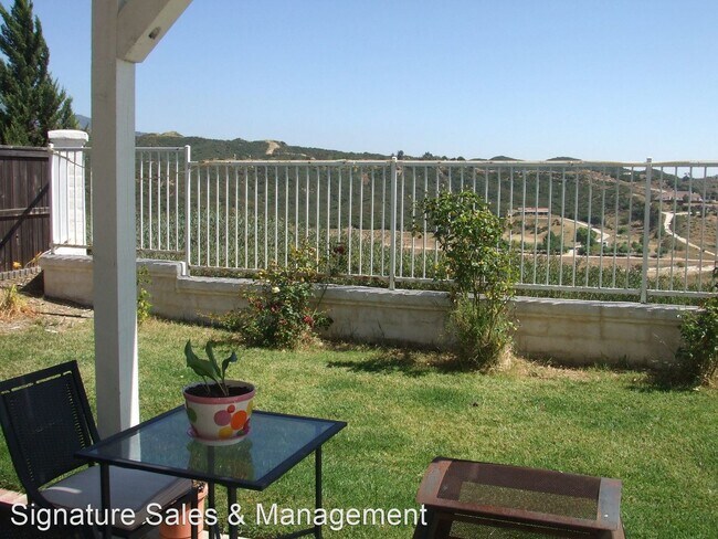 Building Photo - 4 br, 2.5 bath House - 33277 Morning View