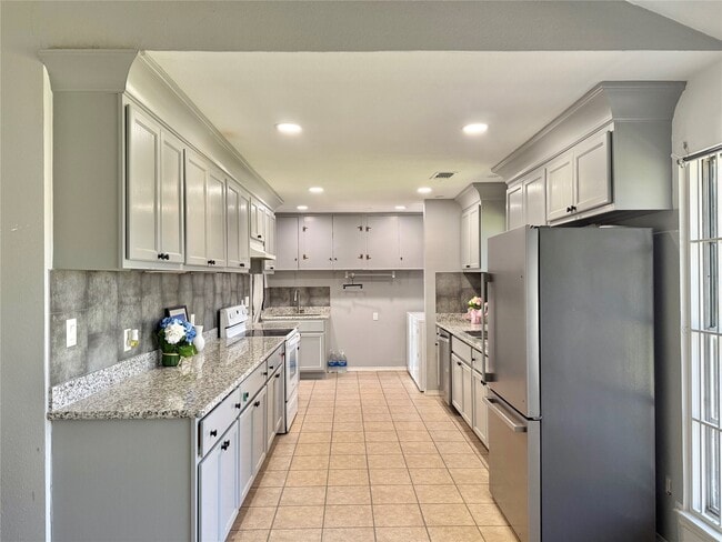 Foto del edificio - 8906 Leader St