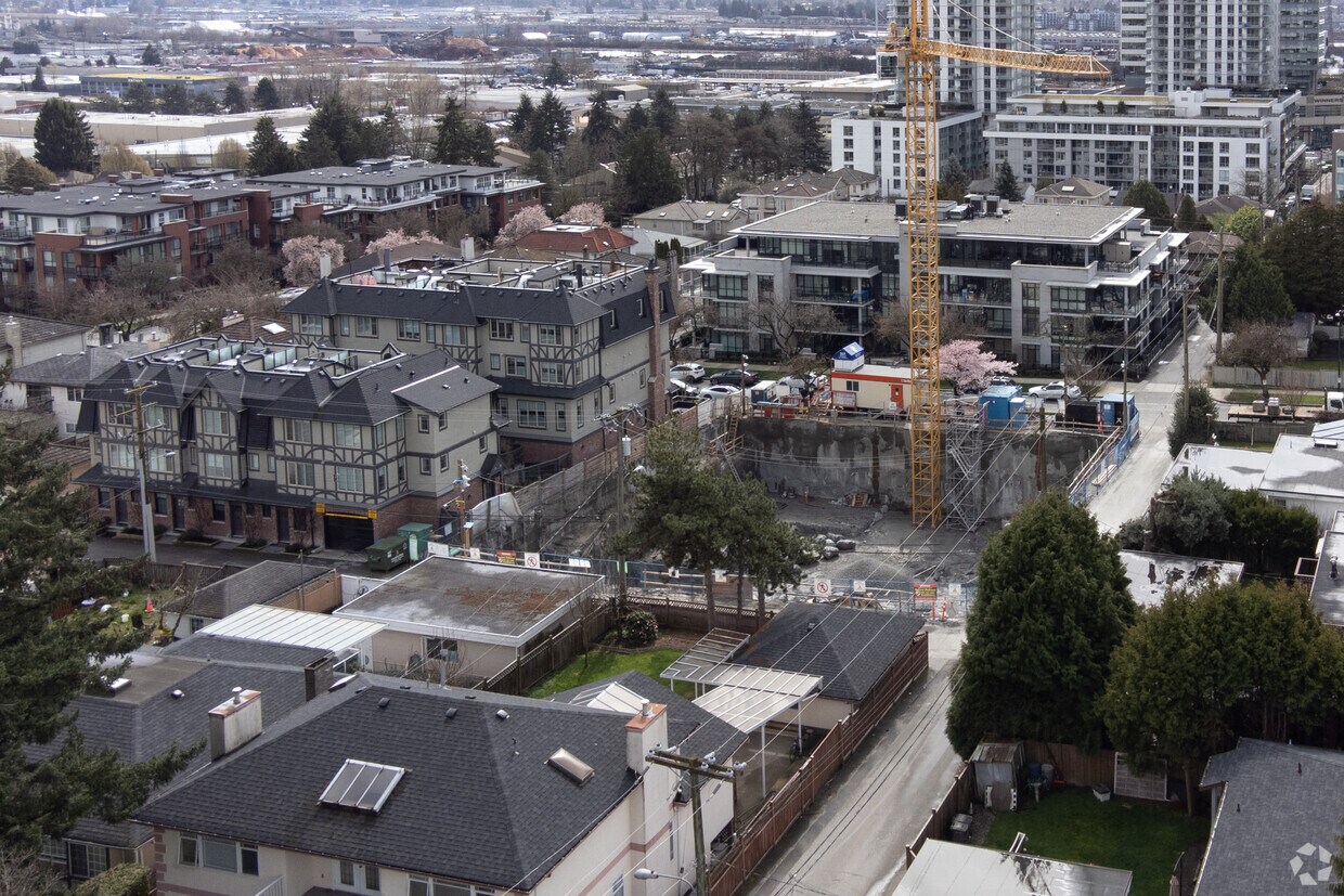 Construction Photo 3/22 - 63 Mansion