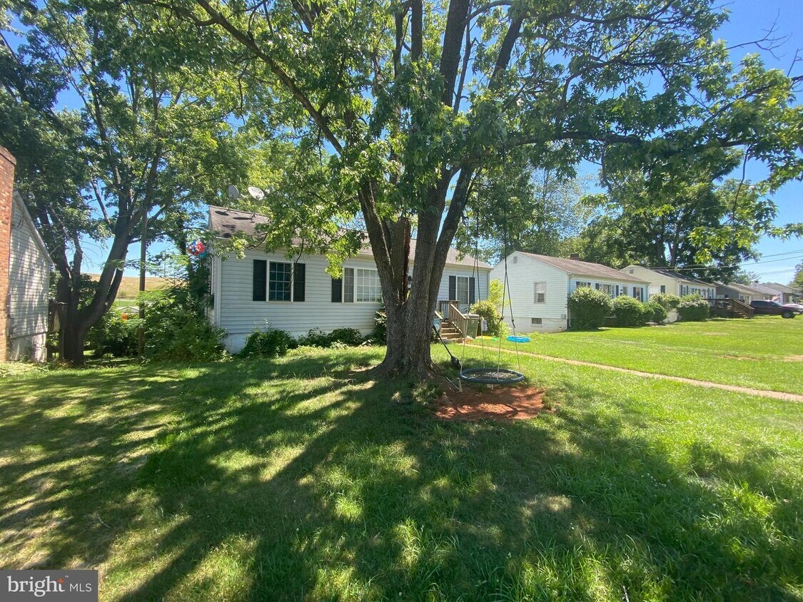 358 Williams Dr, Orange, VA 22960 House Rental in Orange, VA