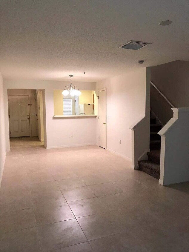 Foto del edificio - 8723 Sheldon Creek Blvd