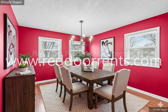 Foto del edificio - 6115 Indianola Ave