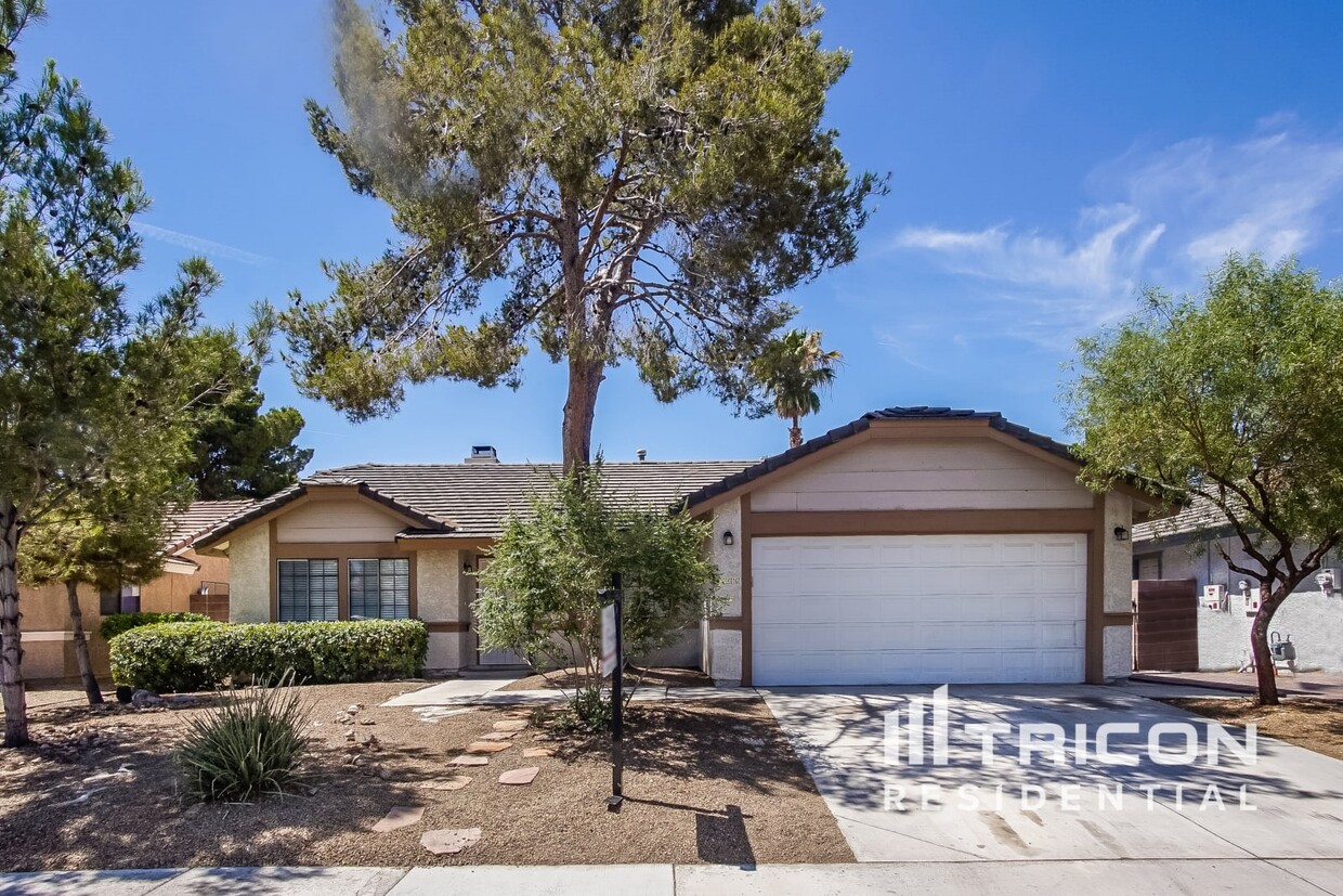 Primary Photo - 366 Umbria Way