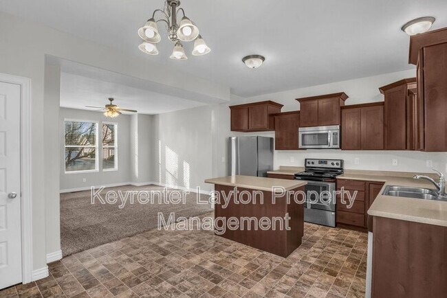 Foto del edificio - 826 W 1600 S