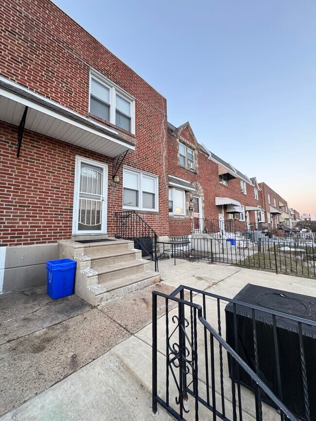 Foto del edificio - 8114 Terry St