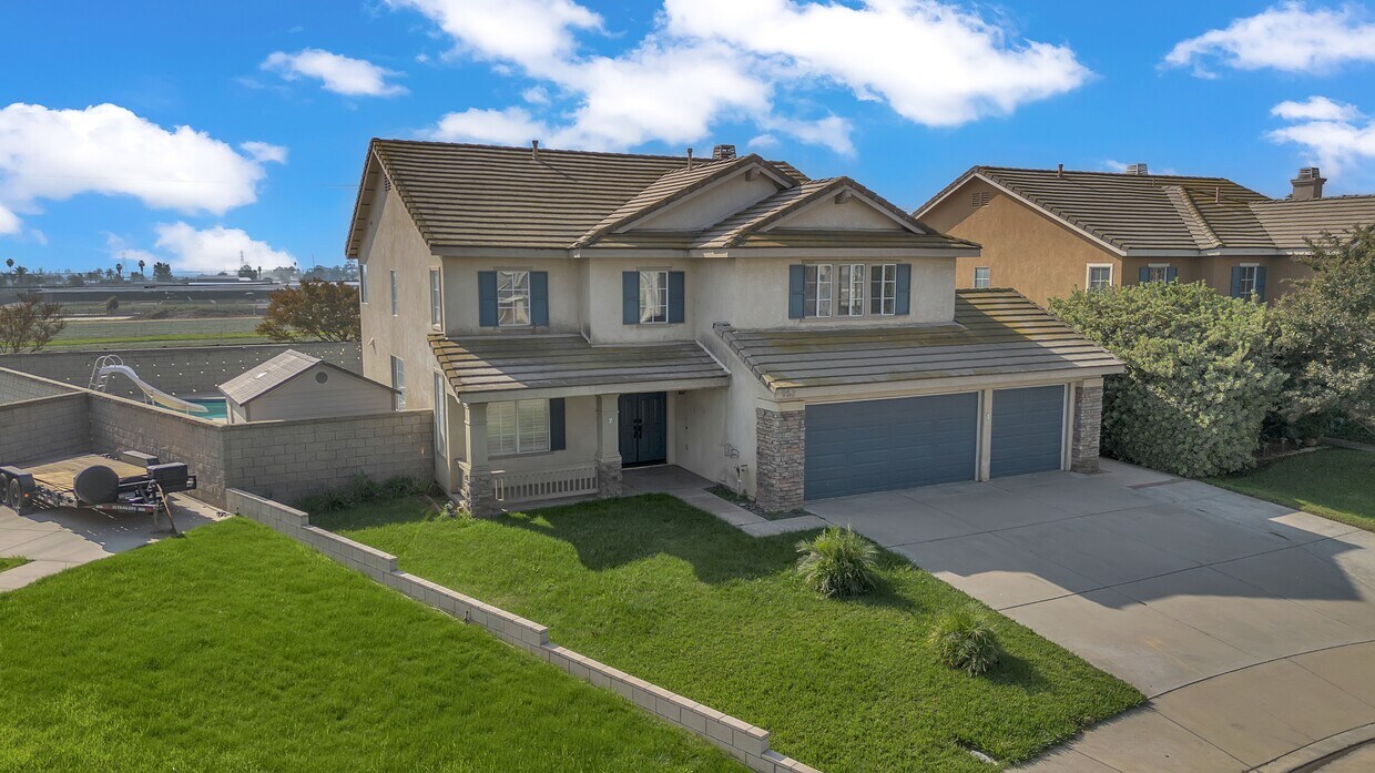 Foto principal - 952 E Cottonwood St