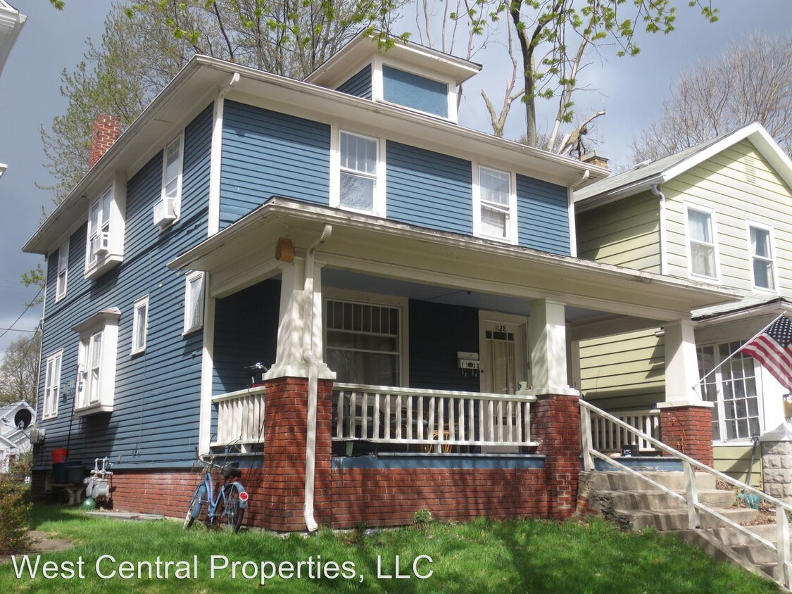 Primary Photo - 1126 Nelson St