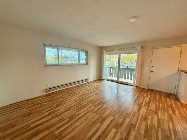 Foto del edificio - CAMBRIAN - Remodeled upstairs unit - great location near downtown Campbell