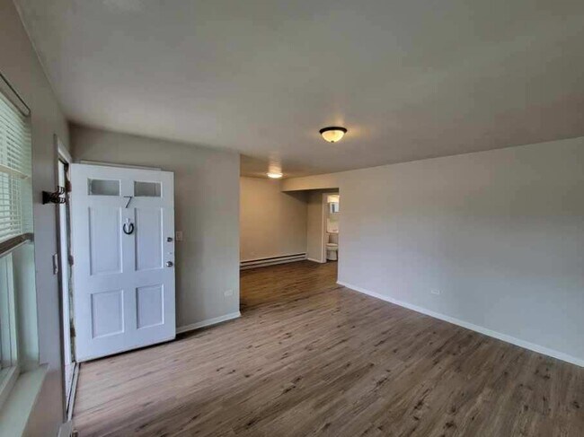 Foto del edificio - 6048 W Pershing Rd