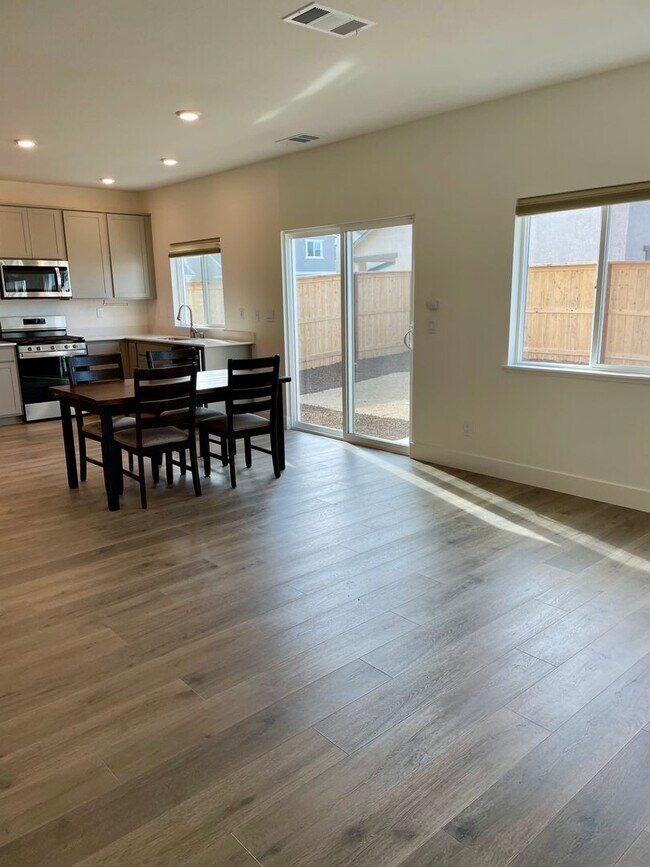 Building Photo - New Build