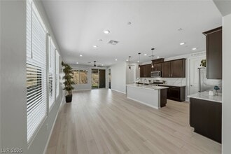 Building Photo - 38 Crimson Cactus Ave