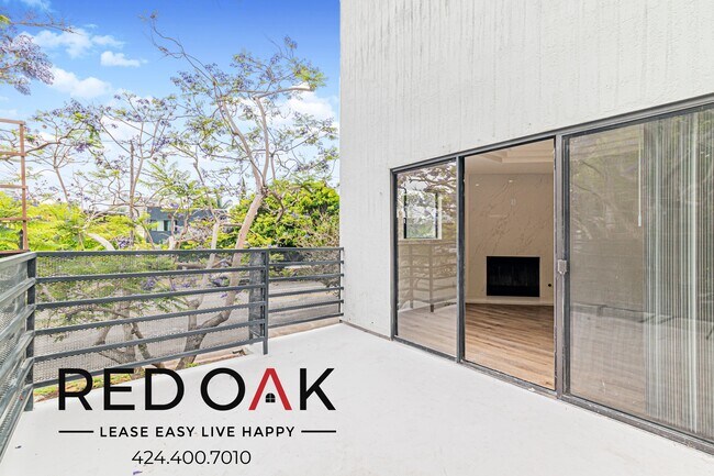 Building Photo - 2500 Abbot Kinney Blvd
