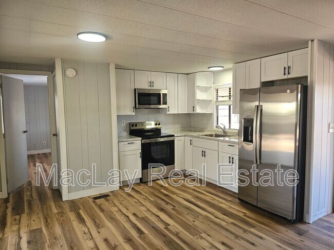 Foto del edificio - 901 S 95th St