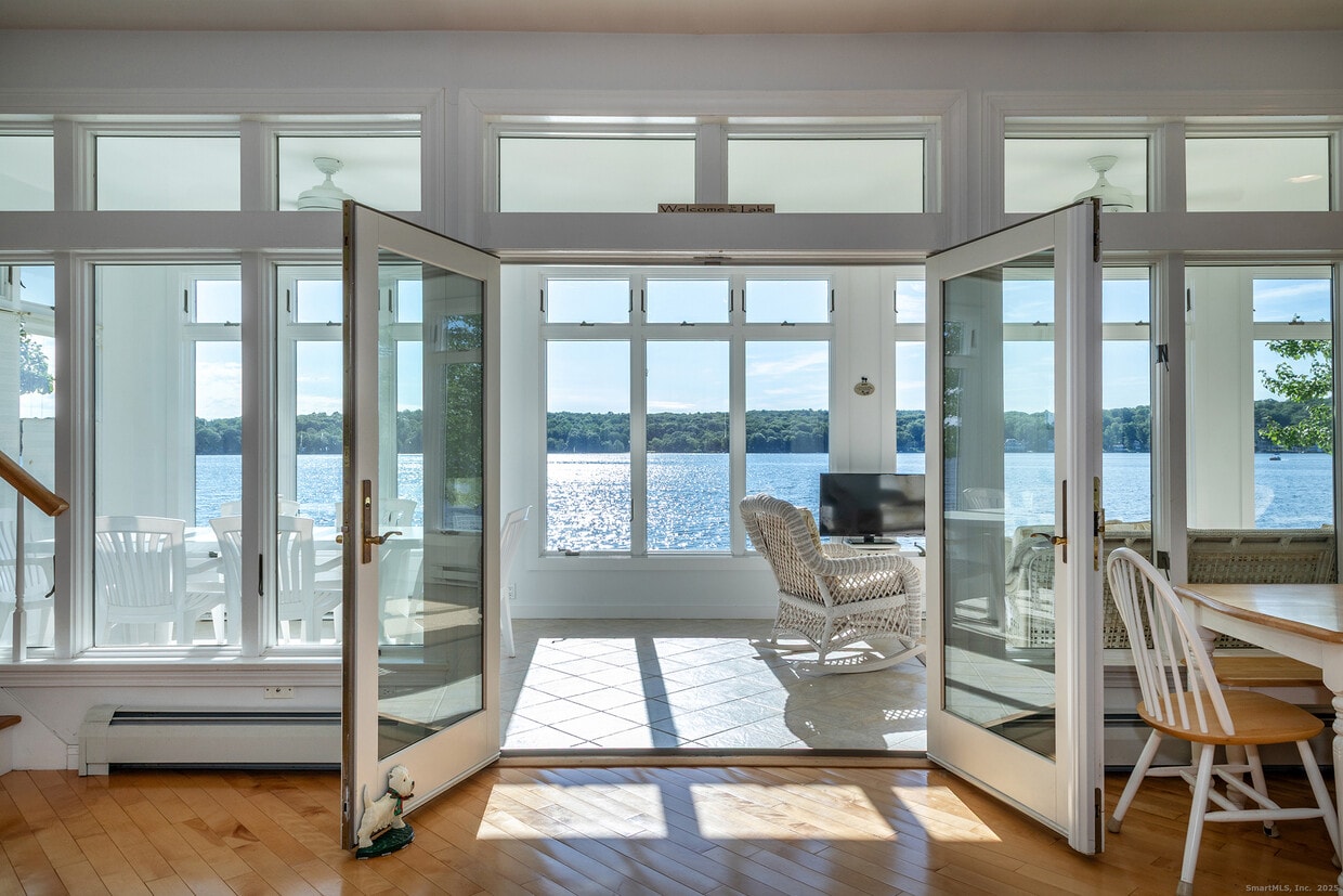 Foto principal - 300 Bantam Lake Rd