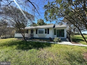 Building Photo - 9215 Wills Rd