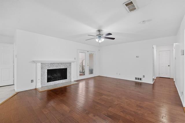 Foto del edificio - 3401 Hillsdale Ln