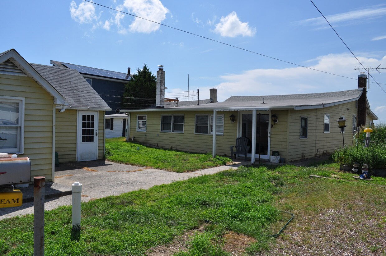 9 Bender Dr, Salem, NJ 08079 House for Rent in Salem, NJ