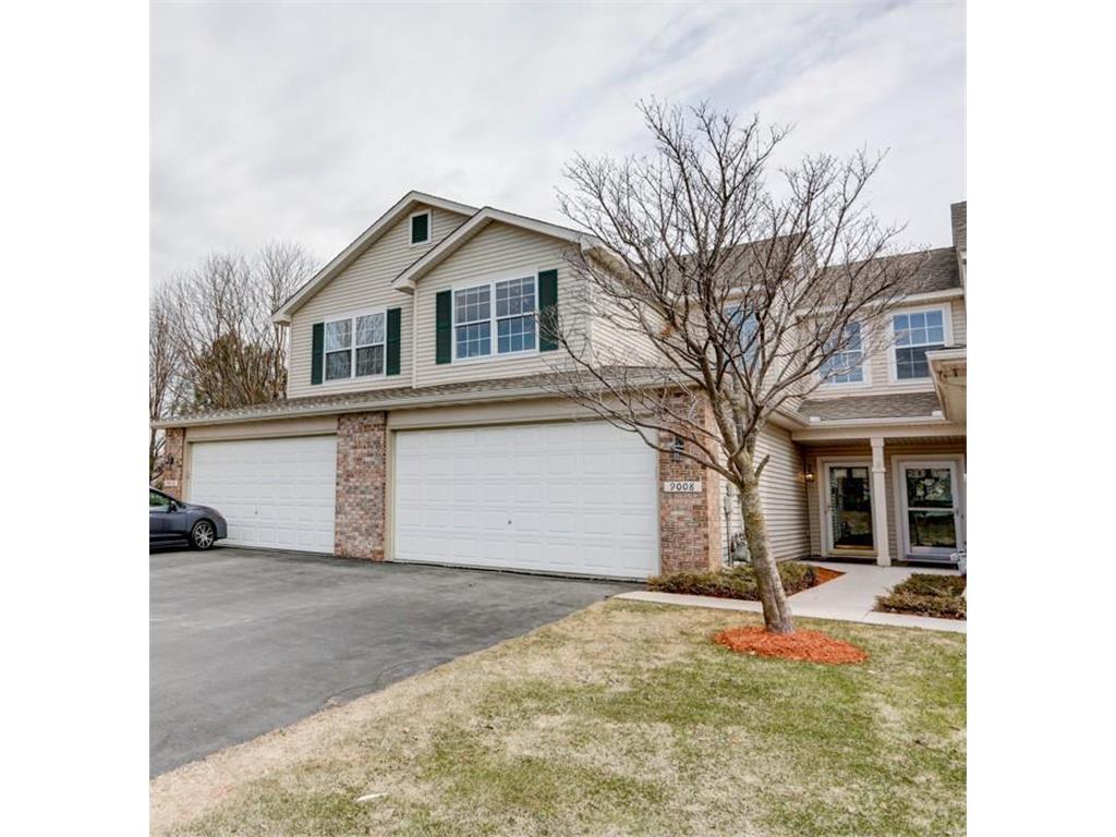 Foto principal - 9008 Comstock Ln N