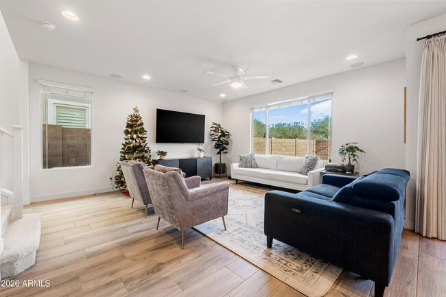 Foto del edificio - 21927 N 31st Pl