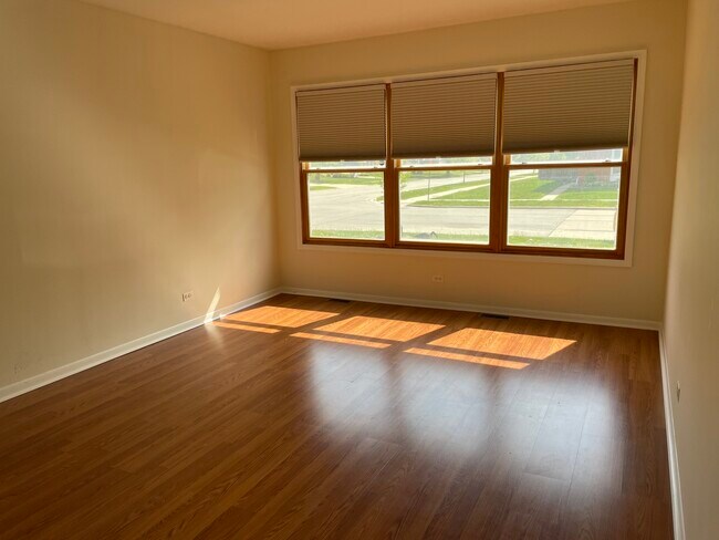 Foto del edificio - 524 E Circle Hill Dr
