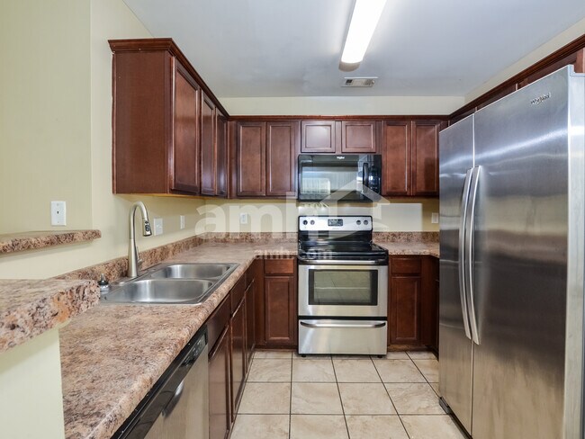 Foto del edificio - 10249 Sterling Ridge Dr