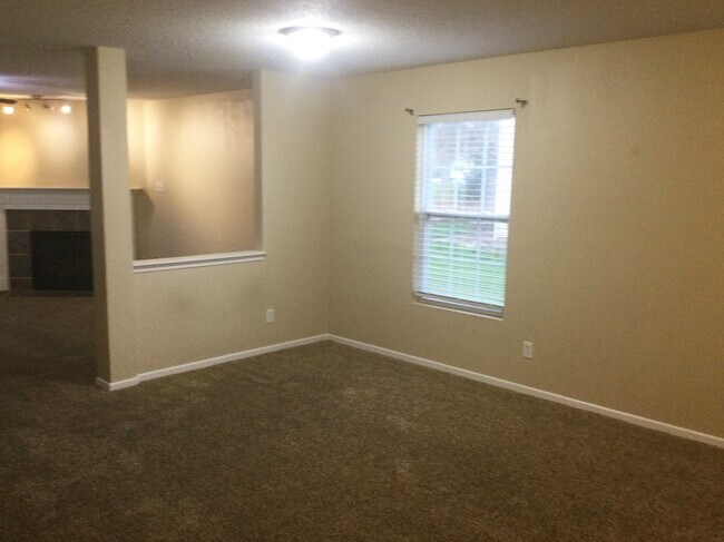 Foto del edificio - 1071 Highpointe Boulevard