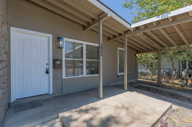 Building Photo - 1822 Arroya Vista Dr