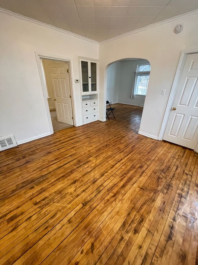 Foto del edificio - 1302 W 1st St