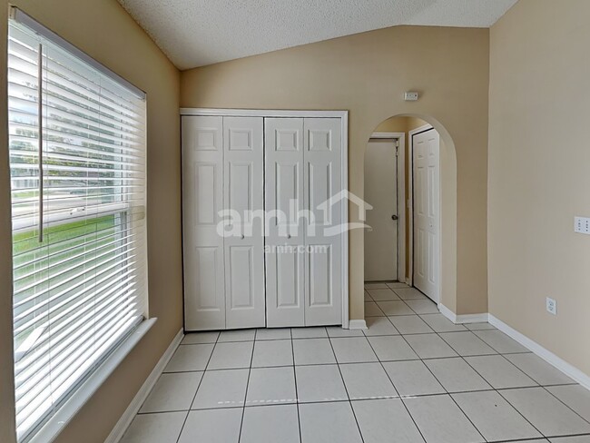 Building Photo - 12555 Belmont Lakes Dr