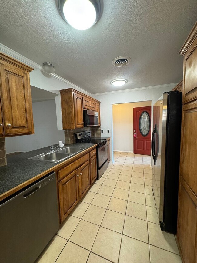 Foto del edificio - 5220 Jean Ave