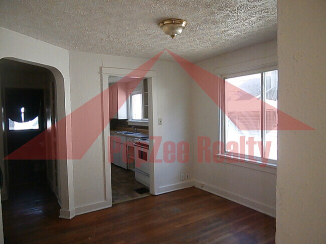 Foto del edificio - 727 W Fairview Ave