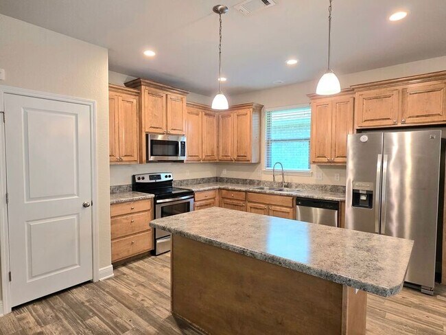 Foto del edificio - 5297 Parkside Dr