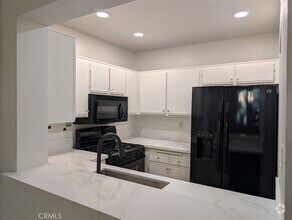 Building Photo - 24153 Del Monte Dr.