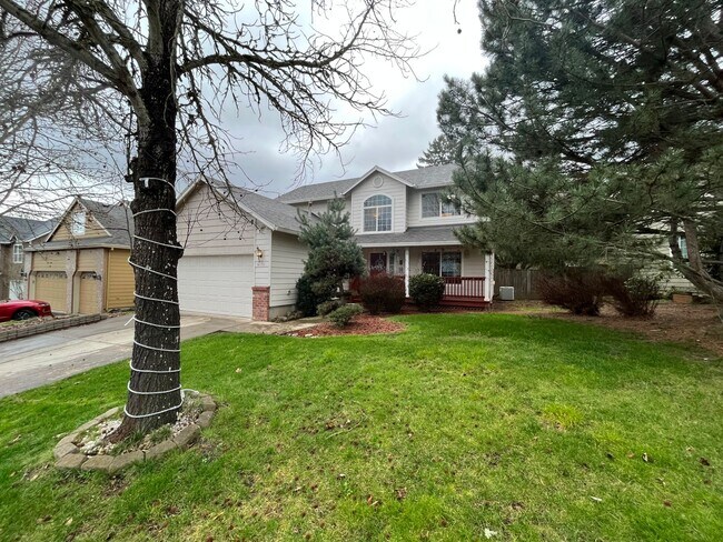 Foto del edificio - Beautiful 3 Bed, 2.5 Bath House in Central...