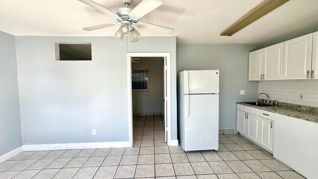 Foto del edificio - 601 N K St