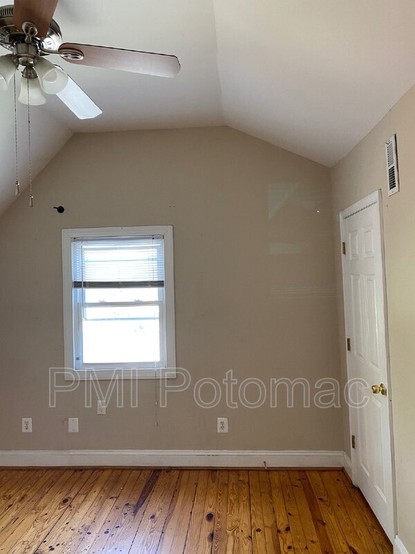 Primary Photo - 12402 Flack St