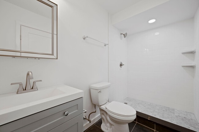 2045 Trenton unit 101_14 - The Nylon Lofts