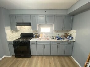 Building Photo - 468 Avenue A