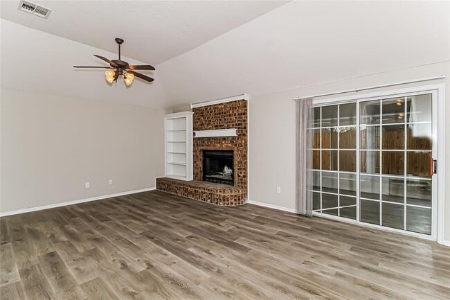 Building Photo - 8113 Greer Way